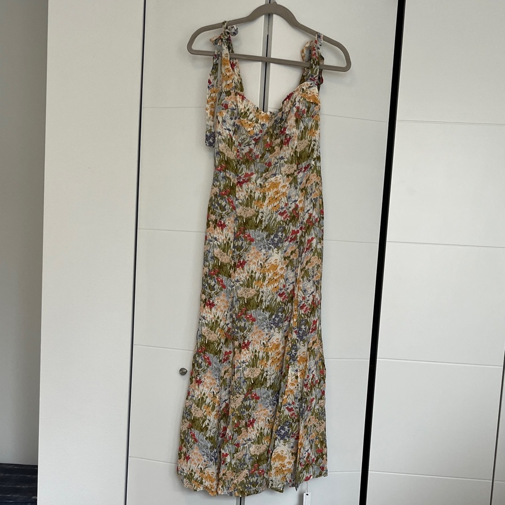 Reformation Nadira Dress in Countryside - Picture 2 of 2